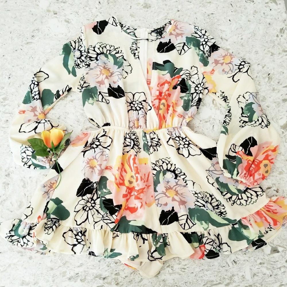 ⚡SALE! ⚡🌺Boho floral romper🌺